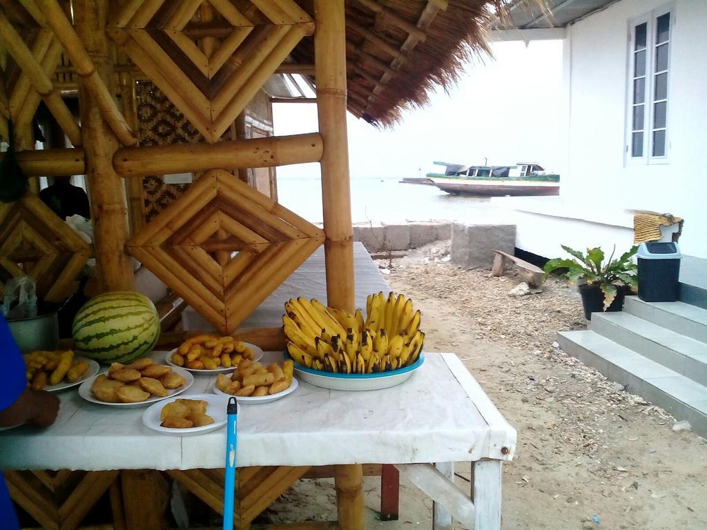 Pari Solata Seaview Homestay Syariah Kepulauan Seribu Exterior photo