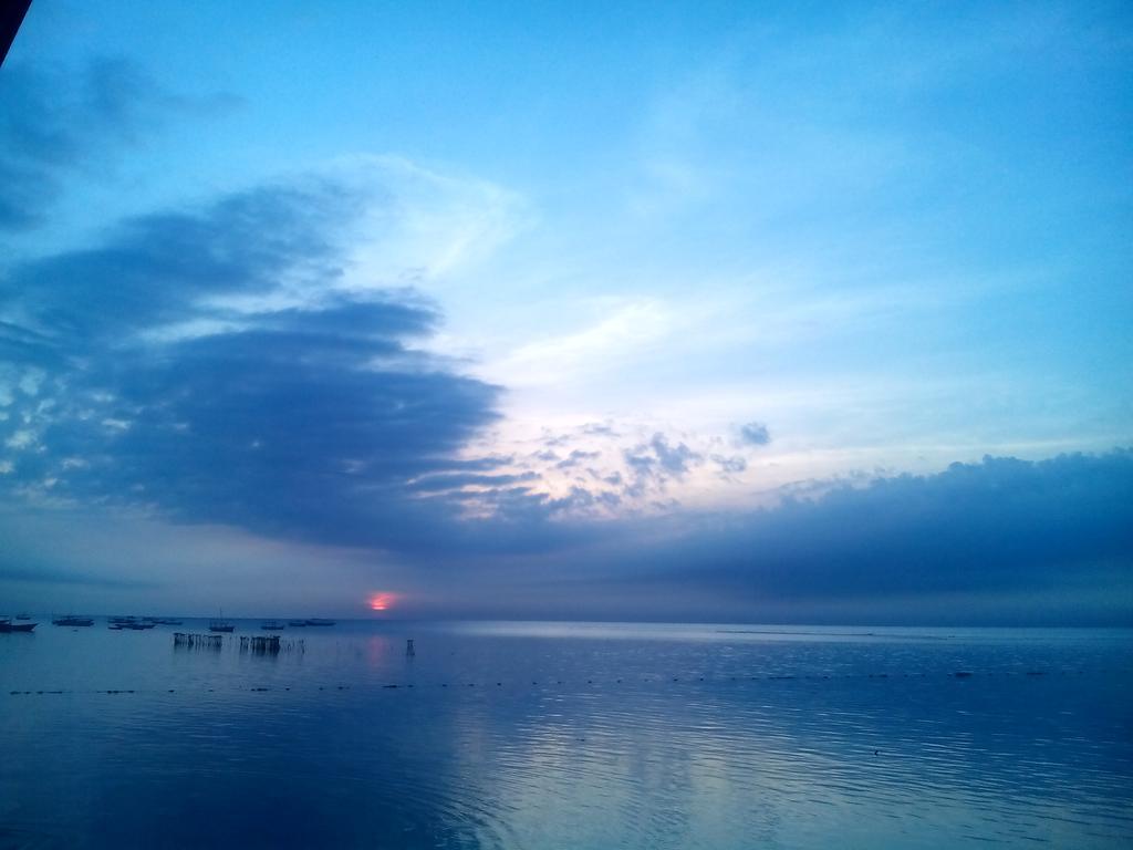 Pari Solata Seaview Homestay Syariah Kepulauan Seribu Exterior photo